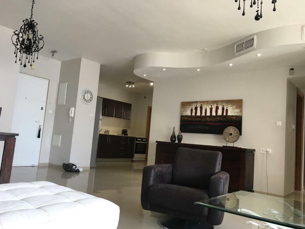 Apartment 2 Bedrooms Central Location Ашдод Экстерьер фото